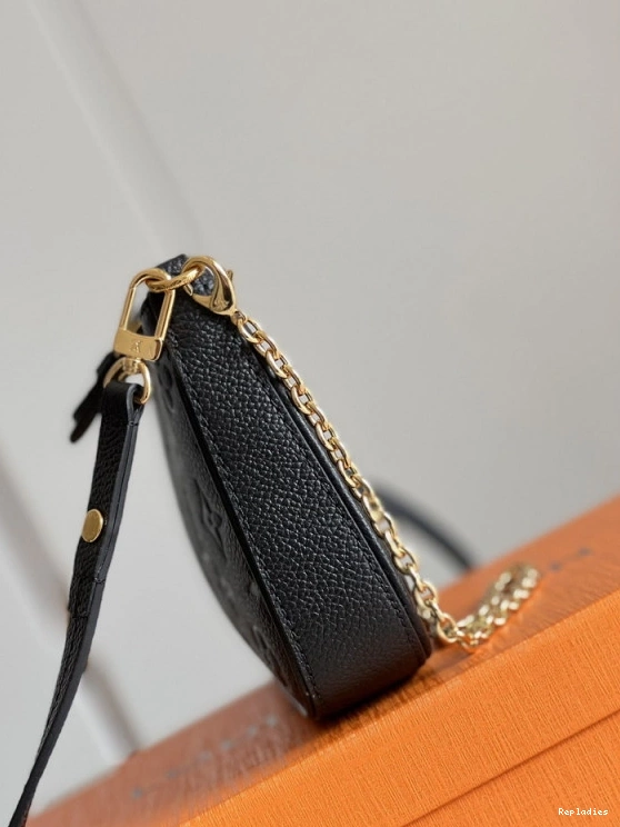 Cheap ON EASY STRAP POUCH LOUIS VUITTON 0722